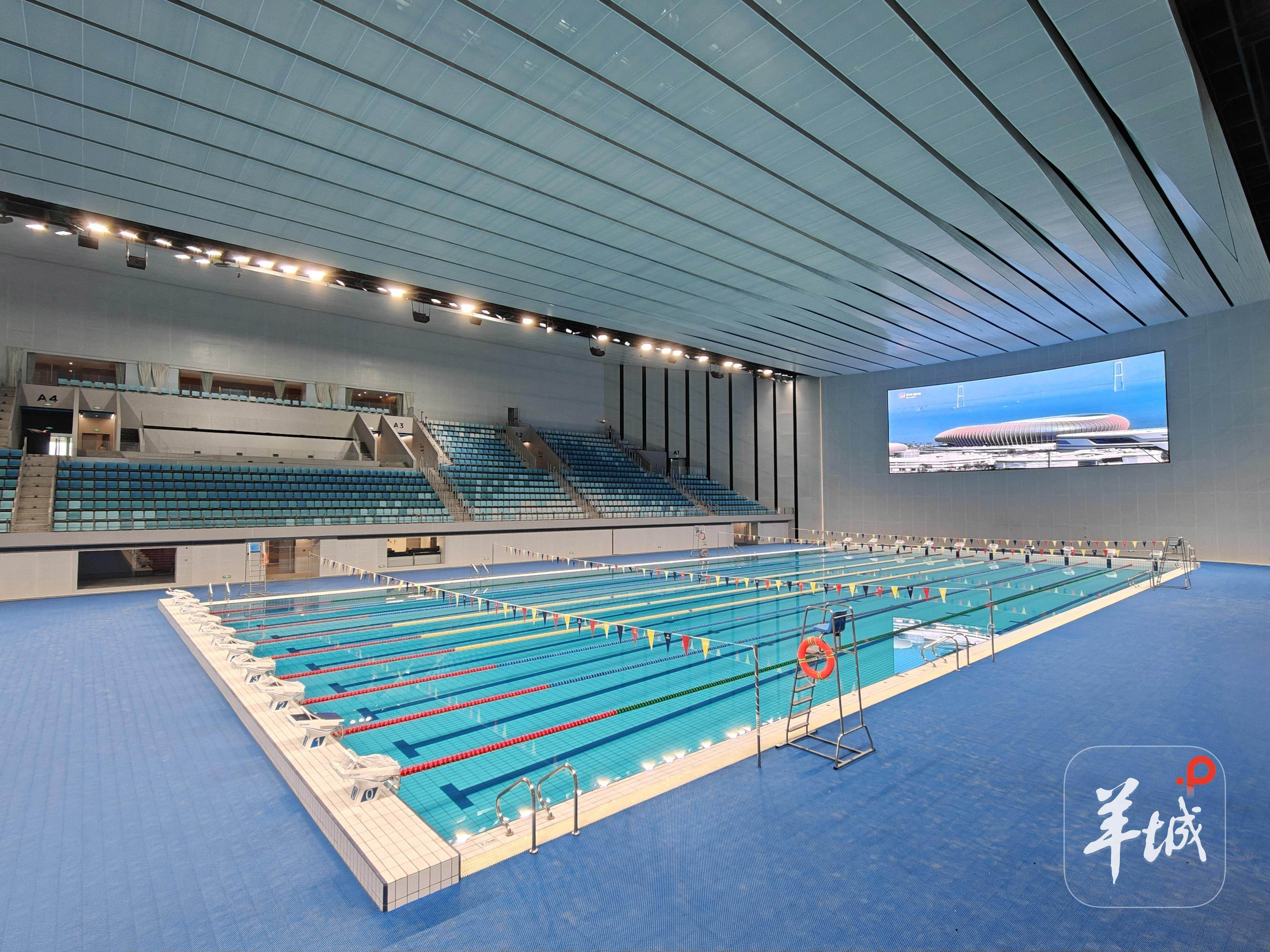 支参赛队伍, 华润文化体, 观众在观看