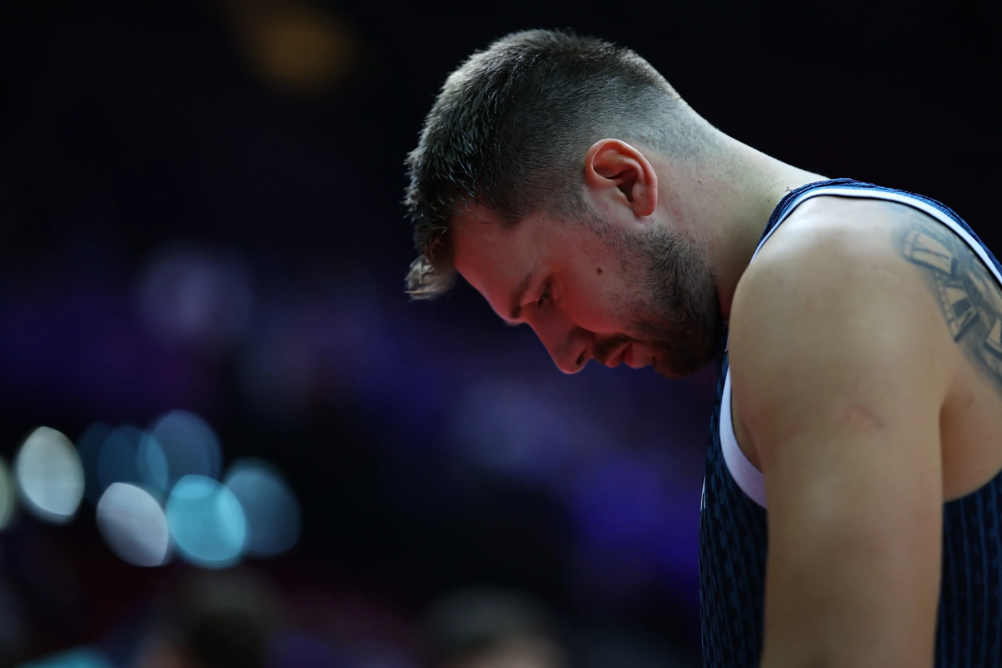 东契奇直接 东契奇直接